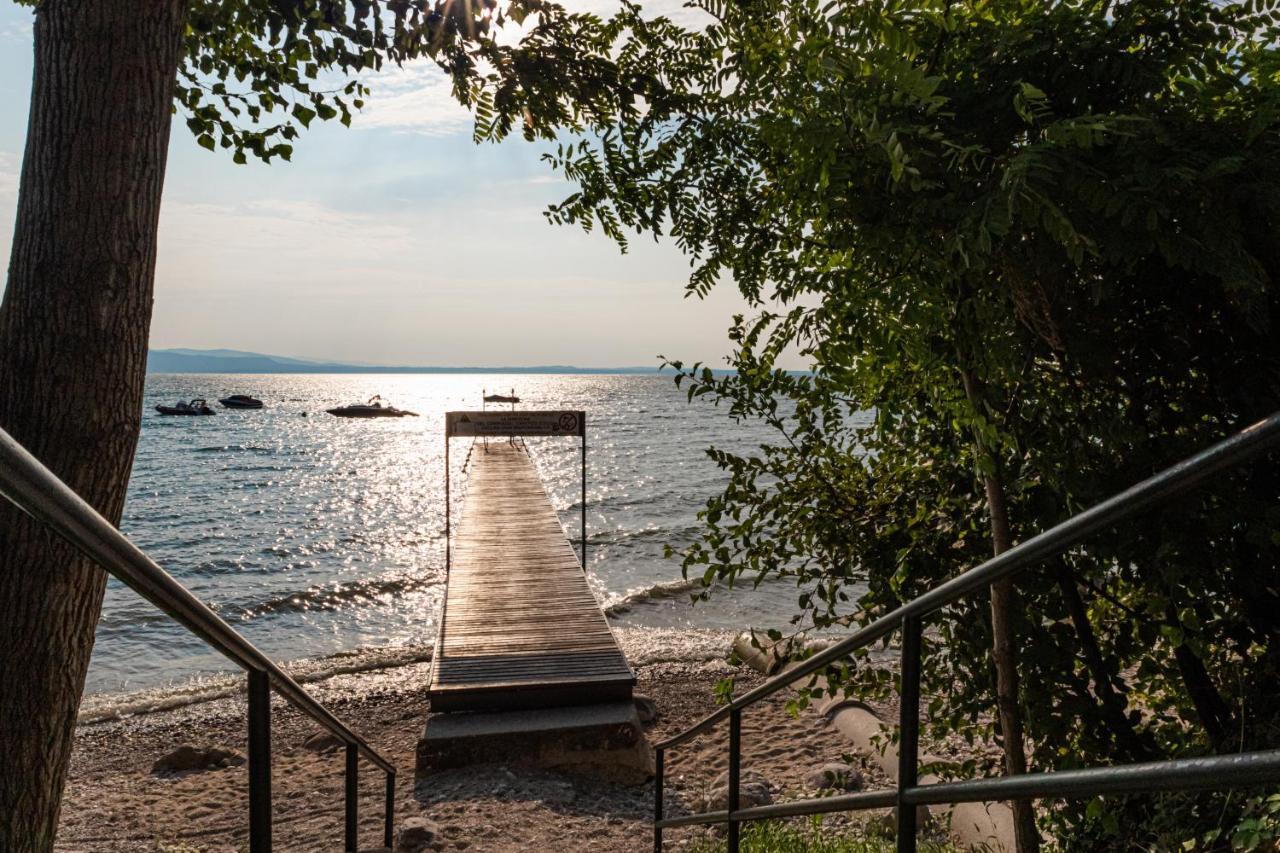 Camping Zocco Manerba del Garda Ngoại thất bức ảnh