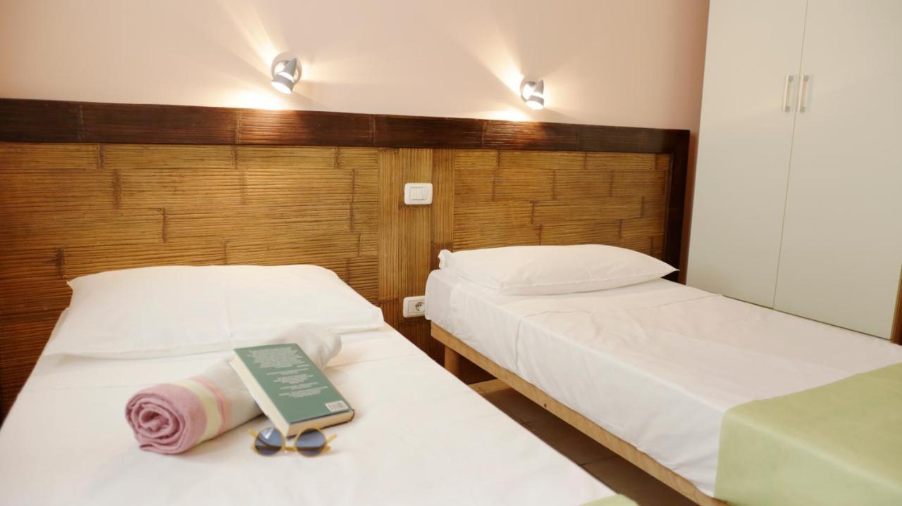 Camping Zocco Manerba del Garda Ngoại thất bức ảnh