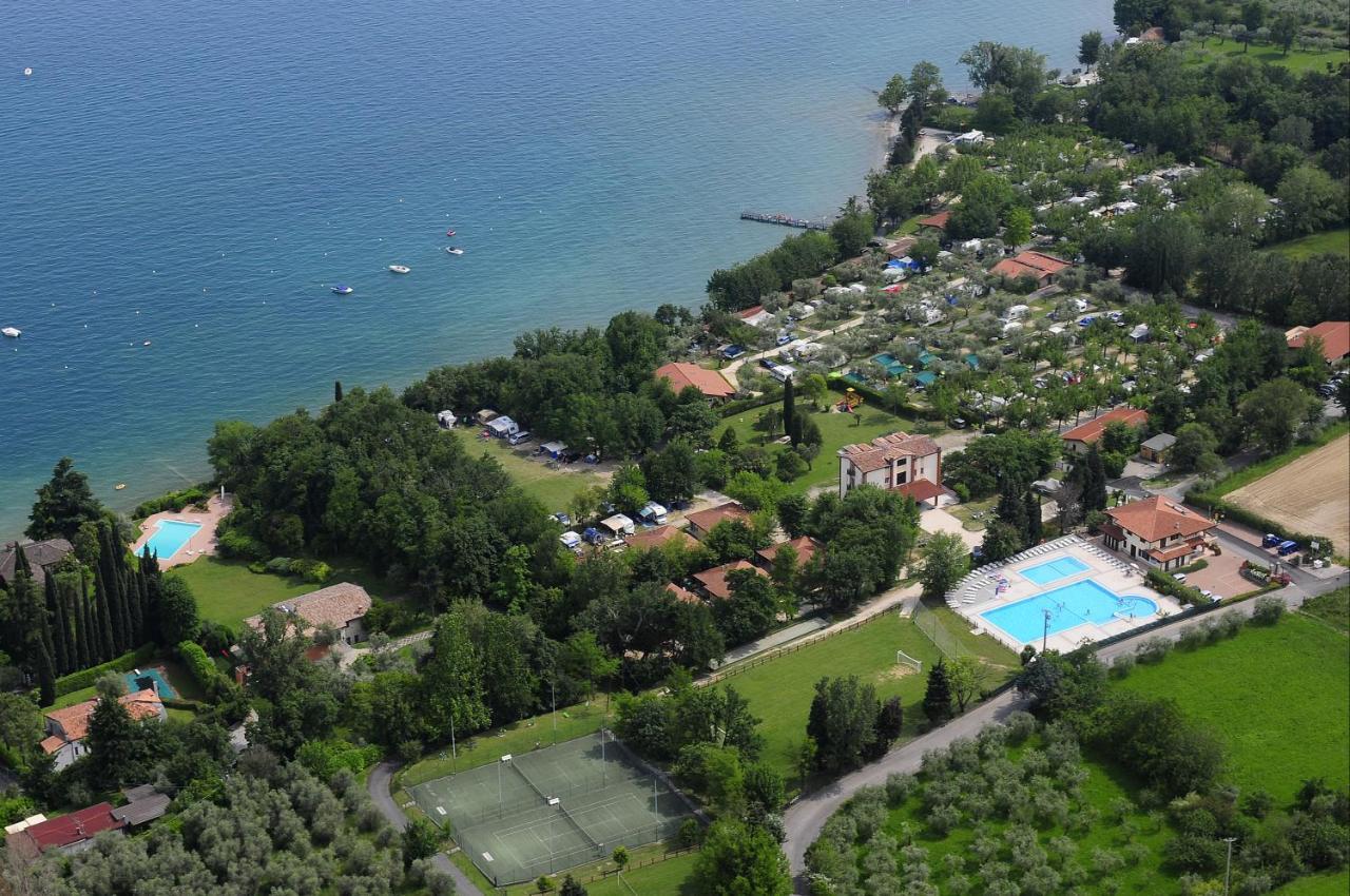 Camping Zocco Manerba del Garda Ngoại thất bức ảnh