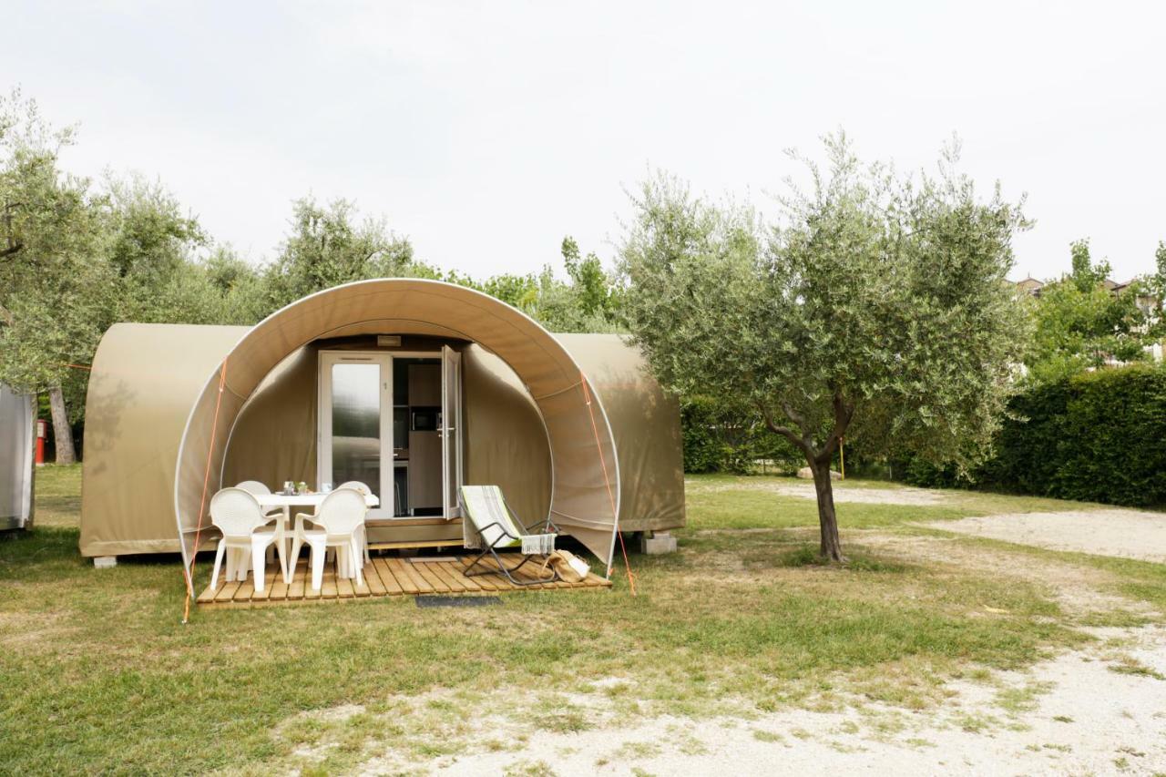 Camping Zocco Manerba del Garda Ngoại thất bức ảnh