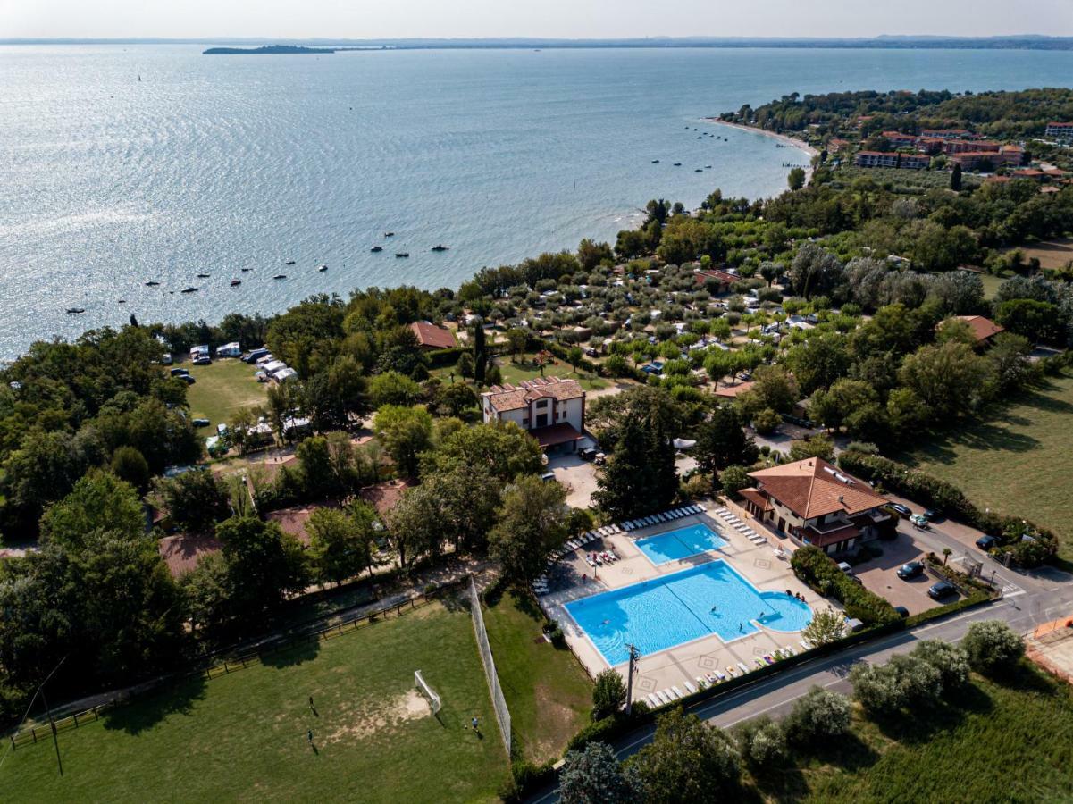 Camping Zocco Manerba del Garda Ngoại thất bức ảnh