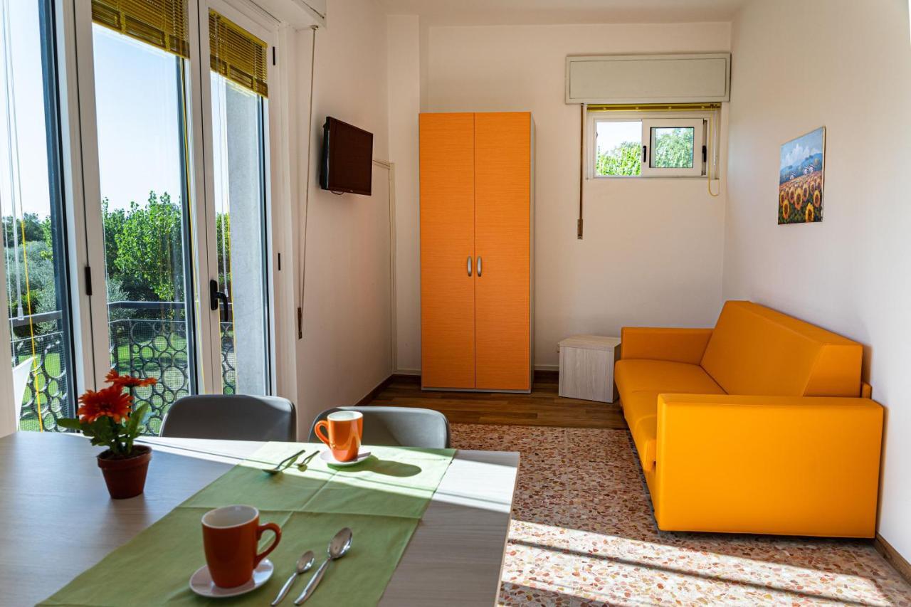 Camping Zocco Manerba del Garda Ngoại thất bức ảnh