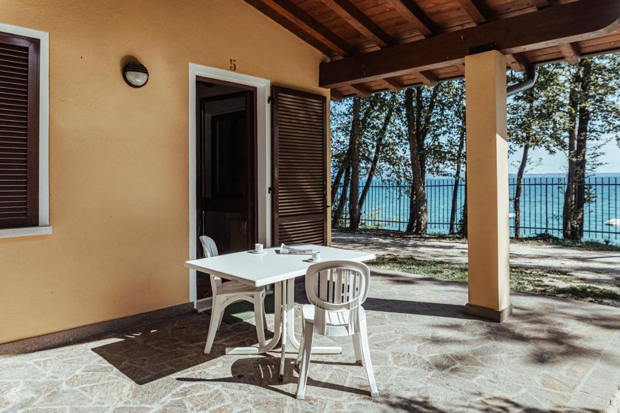 Camping Zocco Manerba del Garda Ngoại thất bức ảnh
