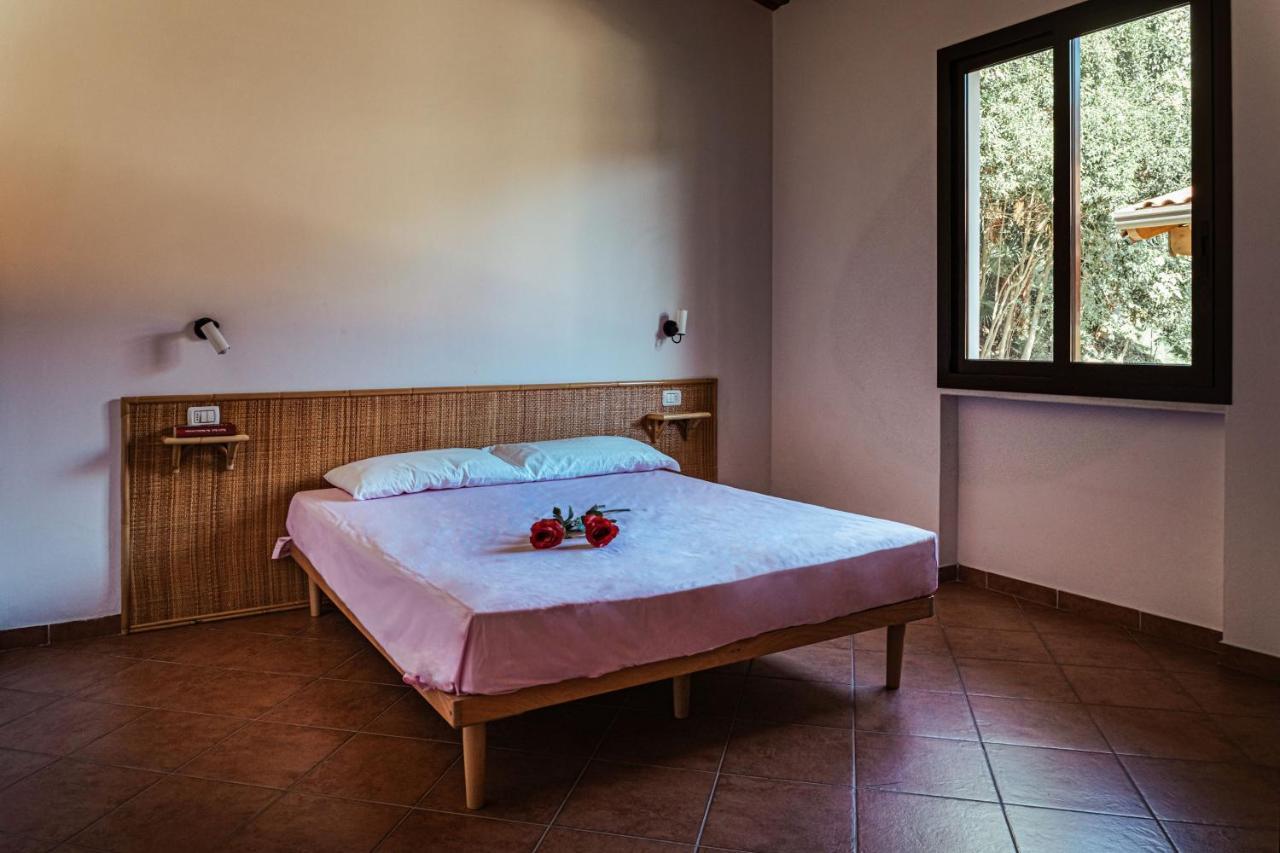 Camping Zocco Manerba del Garda Ngoại thất bức ảnh
